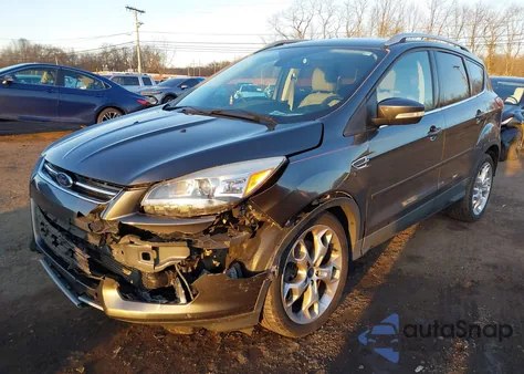 2016 Ford Escape Titanium из США, поврежденный, VIN 1FMCU9J98GUA88569